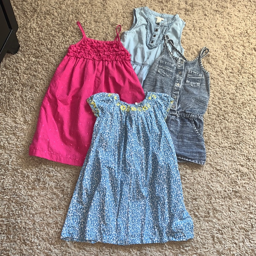 Various sweet girls dresses 👗